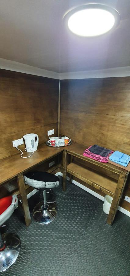 Adorable Private Suite With Free Street Parking Лестер Экстерьер фото